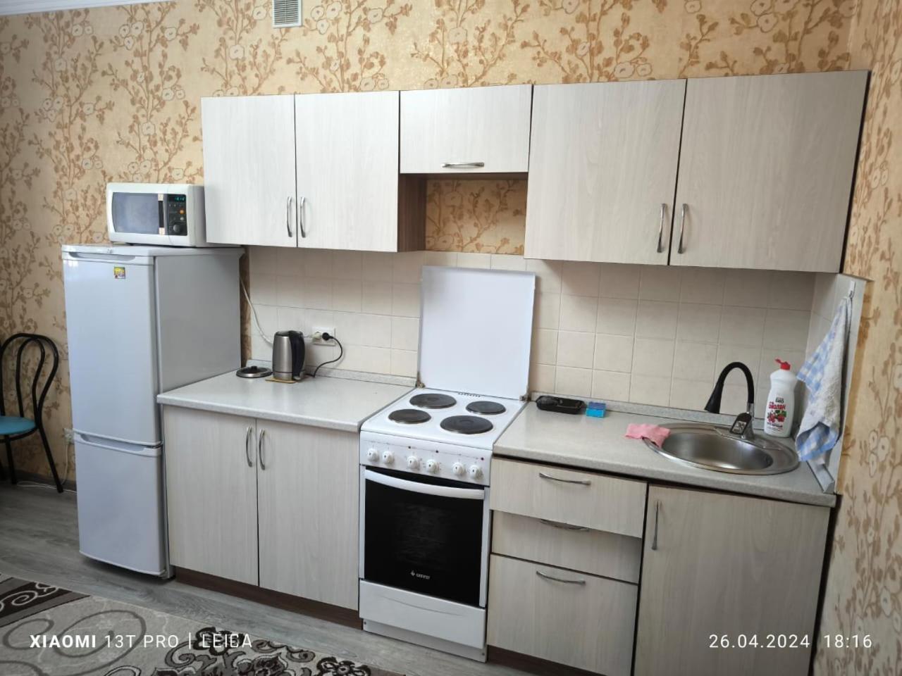 Уютная Квартира Комфорт Класса112 Astana Exteriör bild